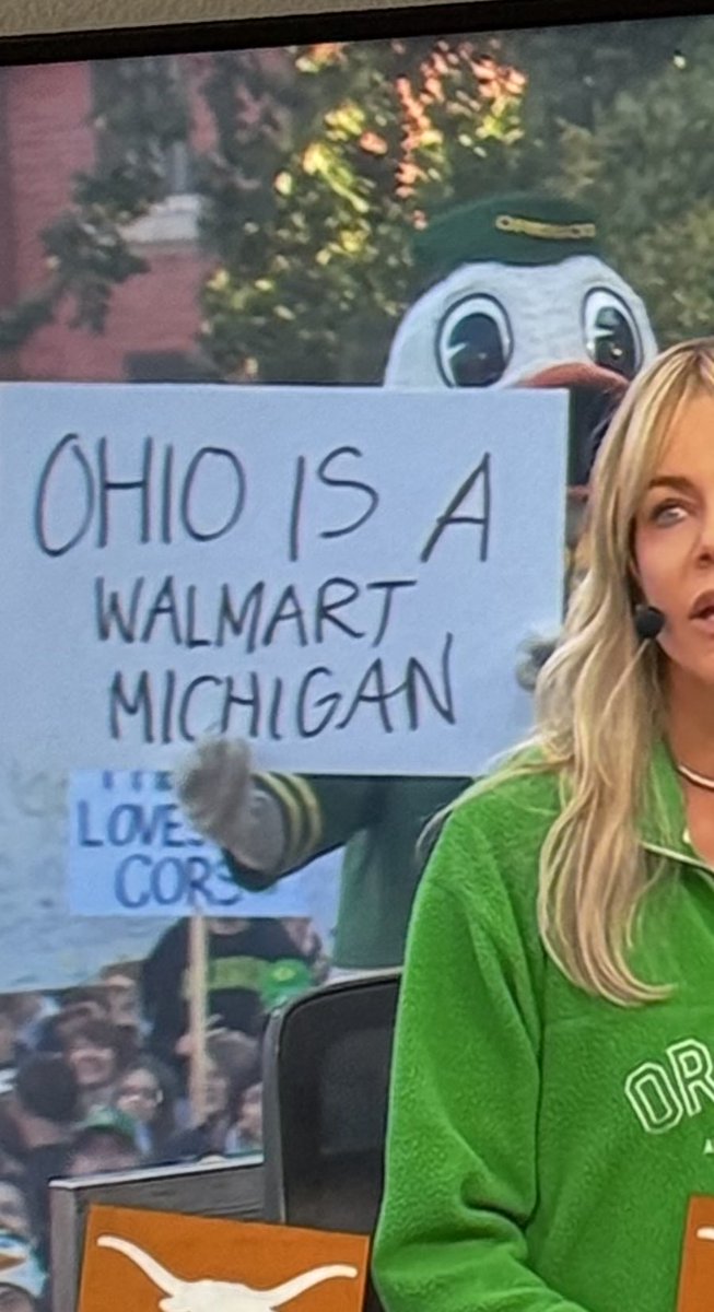 BoSoxJason's tweet image. The Oregon Duck is the greatest mascot in the history of this planet. I will take no arguments on this