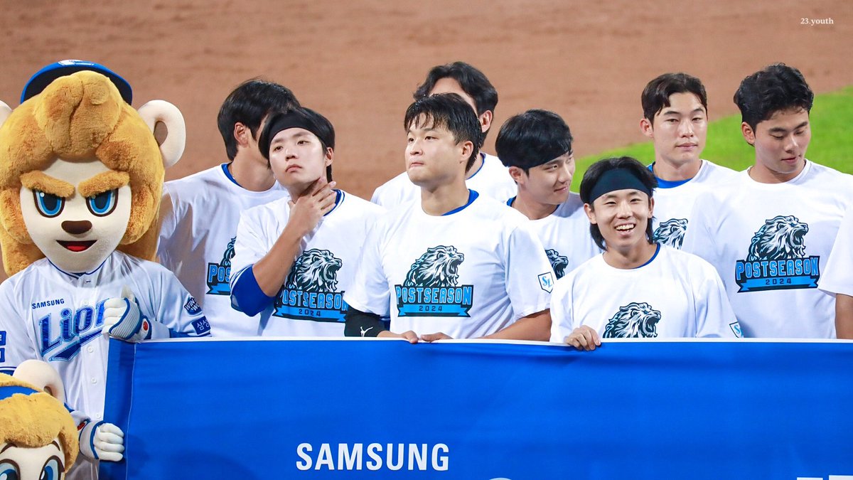 꿈꿔오던 가을 무대에서 후회 없이 플레이하고
마지막에 가장 높은 곳에서 웃는 우리가 되기를 🍂

삼성라이온즈 화이팅, 삼팬들도 화이팅 • • ♡