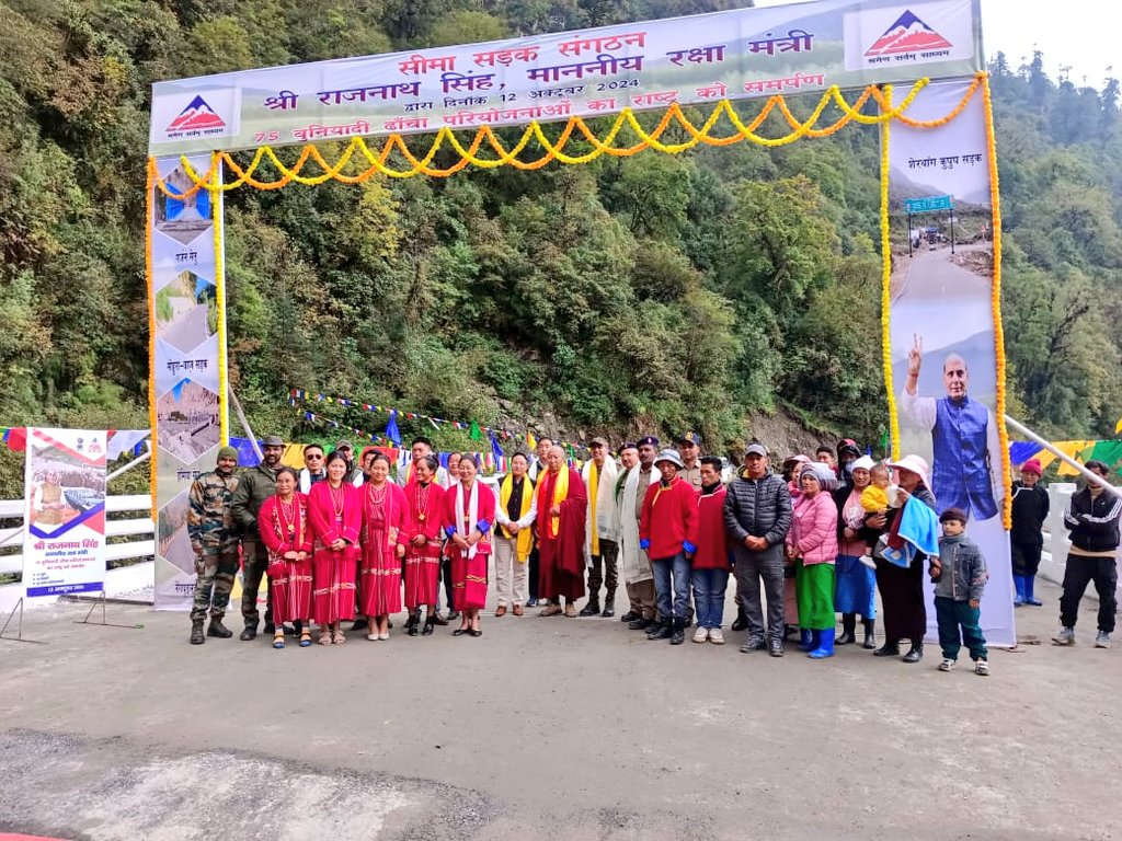 prodefgau's tweet photo. Three Roads and Four bridges of #ProjectVartak in #ArunachalPradesh as part of 75 major infrastructure projects built by the Border Roads Organisation were inaugurated and dedicated to the nation by Hon'ble Raksha Mantri Shri Rajnath Singh on 12 Oct 24
@SpokespersonMoD
@BROindia https://t.co/UVR8LnPv3l