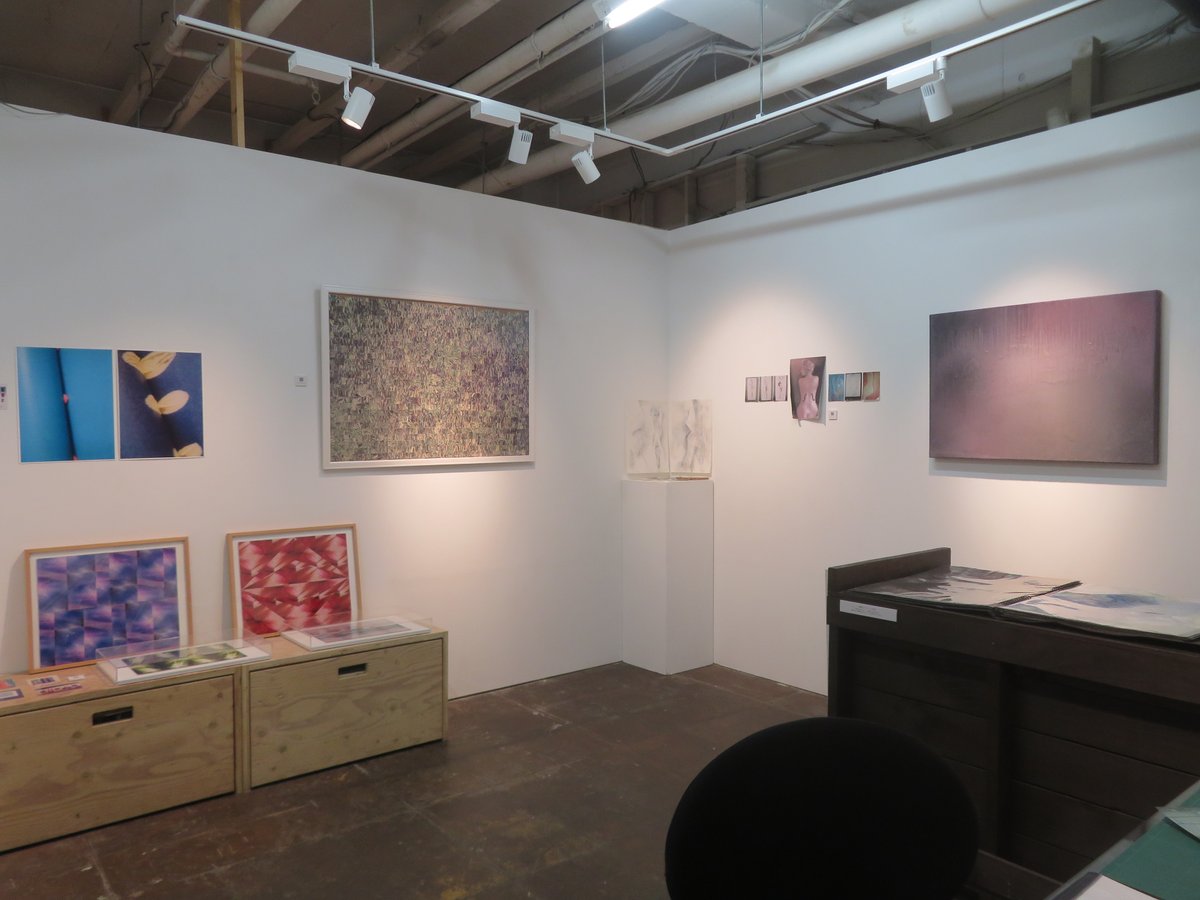 kobukitakafumi's tweet image. ブルームギャラリー「アーカイブルーム2024」　ピックアップアーティスト：伊吹拓（画家）　9/21(土)～10/26(土)　10:30～17:00　日月火休　無料　思い出や作品を次世代に伝えるためのフォトアーカイブプロジェクト　bloomgallery103.com