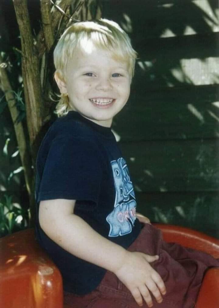 5SOSBrazil's tweet image. 🛝🧸✨ Dia das Crianças ✨🧸🛝