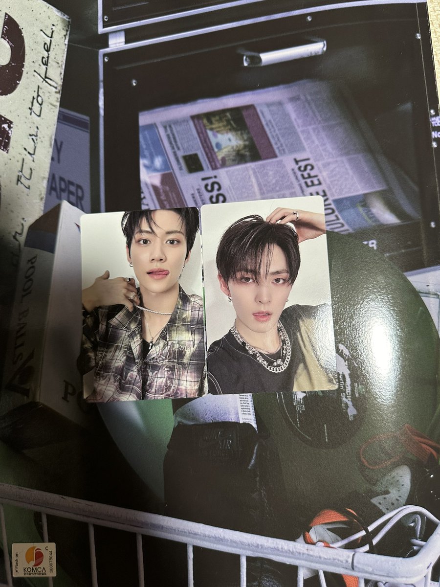 astro330223's tweet photo. LUN8 AWAKENING トレカ 交換

求)カエル（優先）・ドヒョン
譲)画像のもの
Nerd ver./Hip ver./weverse shop特典

同種優先、異種相談可

10/13 XvoiceⅢ パシフィコ横浜会場にて交換または、郵送での交換希望。

お気軽にお声がけ下さい。

#LUN8 #AWAKENING #ルネイト #トレカ交換 https://t.co/ngjr8trV20