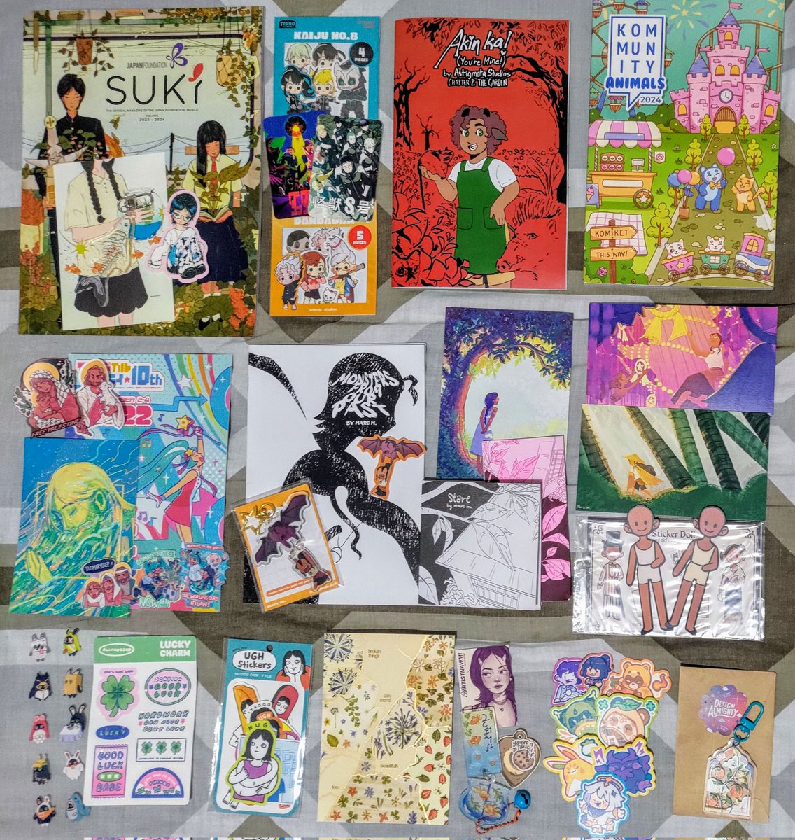Just got home from Komiket October! Smaller haul this time (delayed payment from a govt contract pls)

Had to limit myself to mostly suki artists hehe. Sadly couldn't indulge in more zines/komiks, next time na lang 🥲