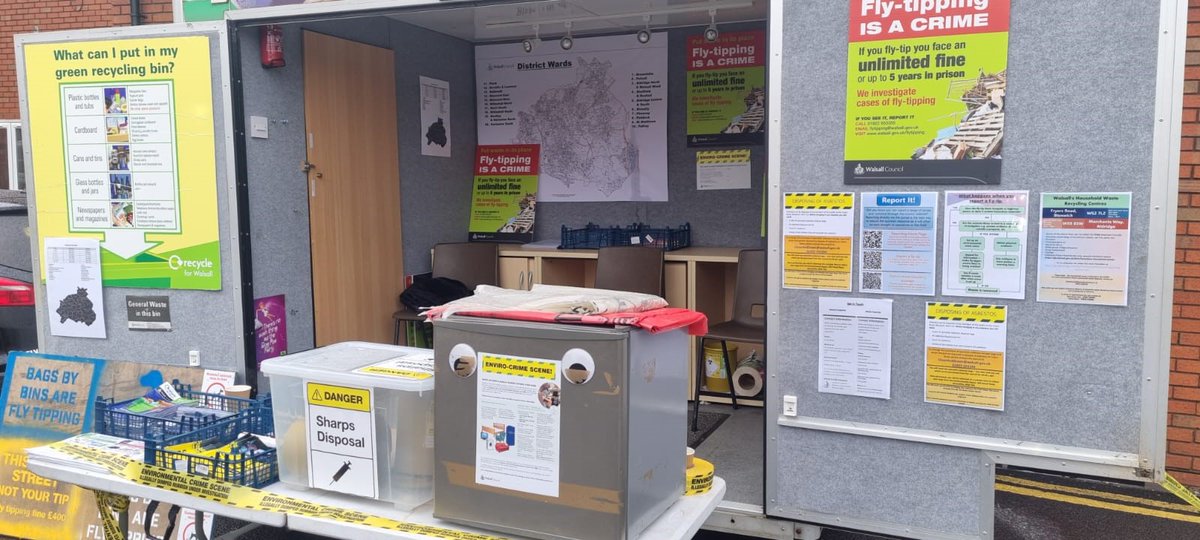 We've been at #Palfrey Community Hub since 10:00 this morning  with <a href="/walsallbins/">Walsall Bins & Things</a> engaging with the public about #waste #litter #flytipping here till 14:00 so pop down if you have any concerns or queries #proudtobewalsall #keepwalsallclean