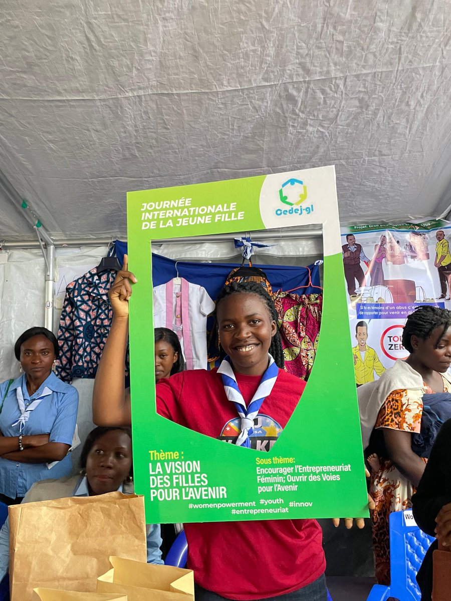 cedej_gl's tweet photo. Il est temps que le monde se montre à la hauteur et s’emploie à faire la vision des filles et leurs aspirations une réalité. @cedej_gl Encourage l'#entrepreneuriat des filles pour leur ouvrir des voies pour l'avenir. @KvinnaKvinnaINT https://t.co/ZtNe4iJWET