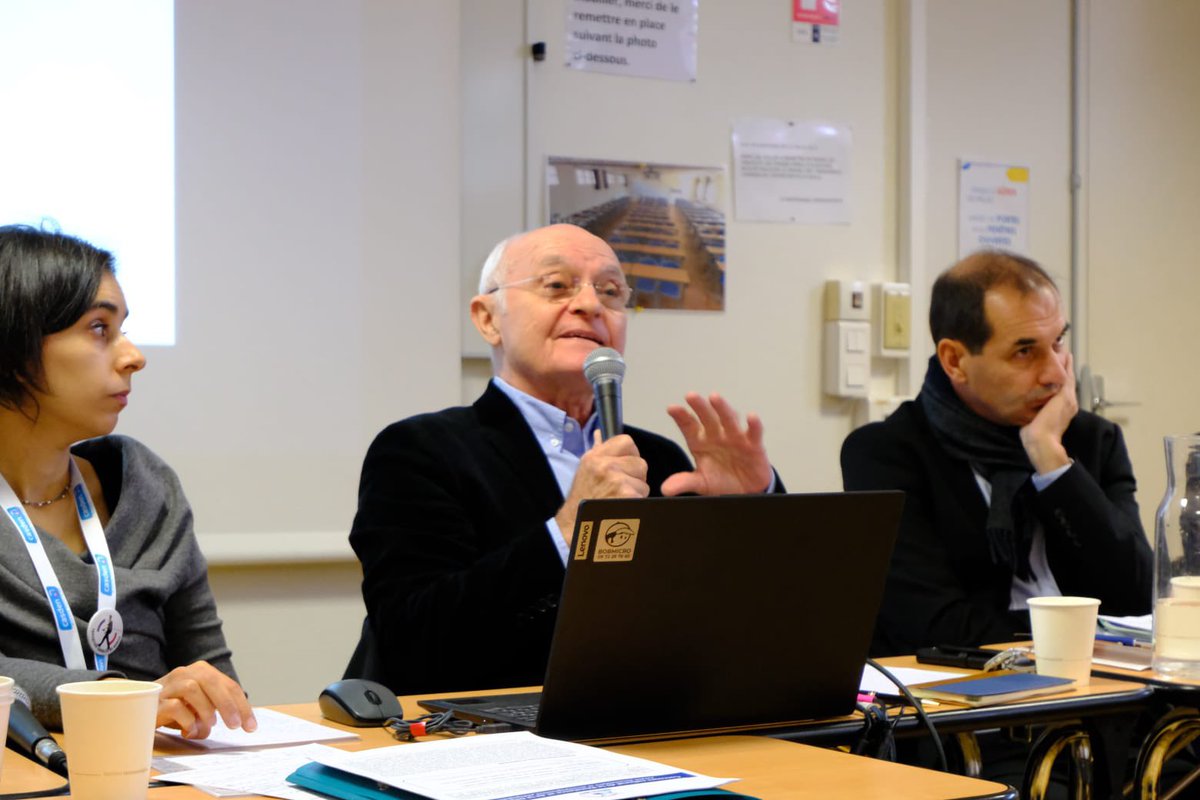 APHG_National's tweet image. Formidable table ronde pour la présentation du thème du CNRD "Libérer et refonder la France 1943-1945", en présence de Laurent Douzou, Vincent Duclert, Fabrice Grenard, Sophie Junien-Lavillauroy, modérée par notre secrétaire de l'@APHG_National @SALESSEFabien 
#RVH2024 👏🏻