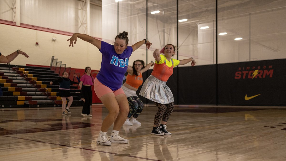 SimpsonCollege's tweet photo. Last night was a blast! πΊπ£π #YellLikeHell https://t.co/d0vXLN5MAW