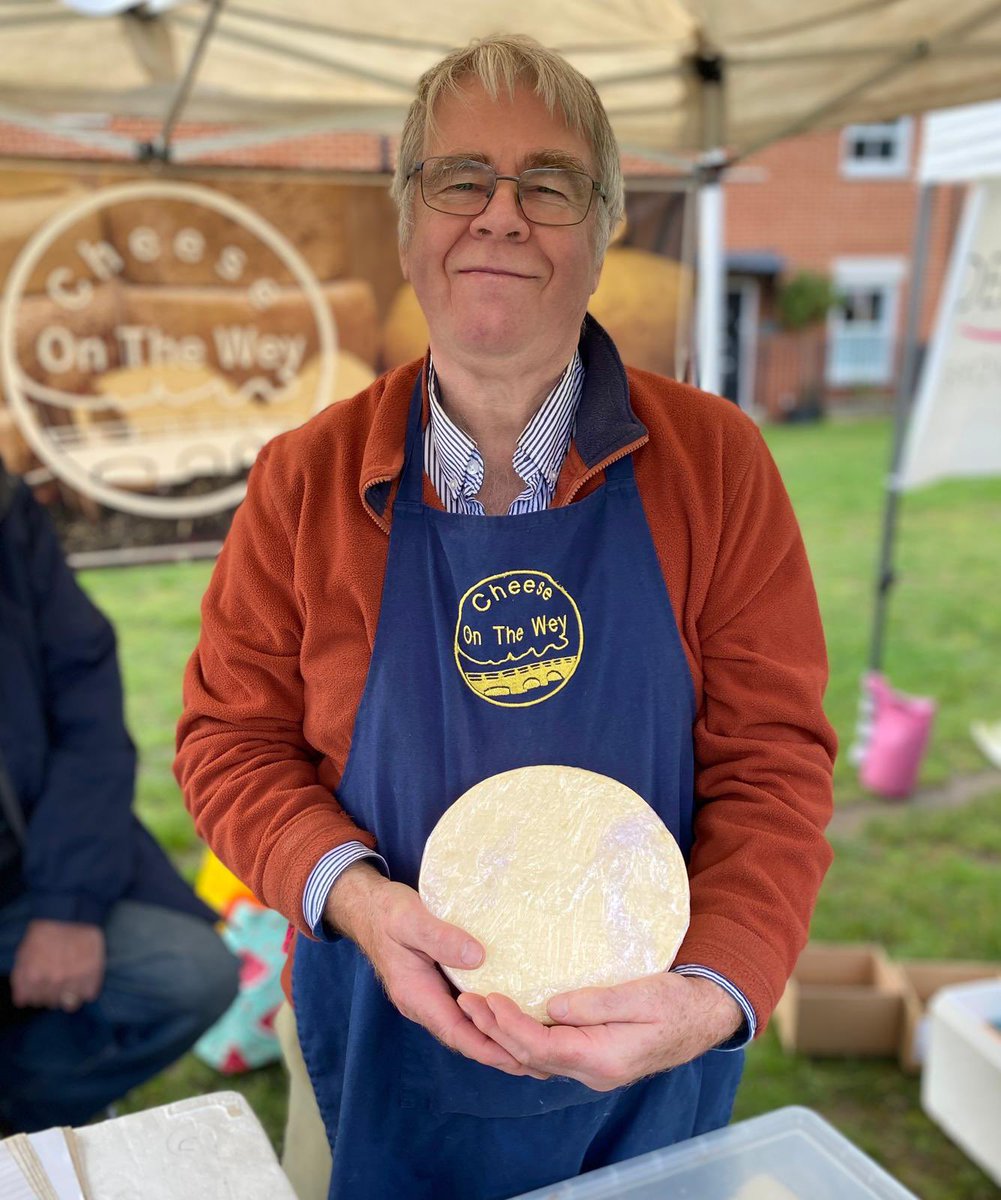 Scenes from today’s farmers market on Ripley Green. Make a date to shop with us every second Sat of the month, see you 9 NOV for fresh produce sold by local traders. More on our website