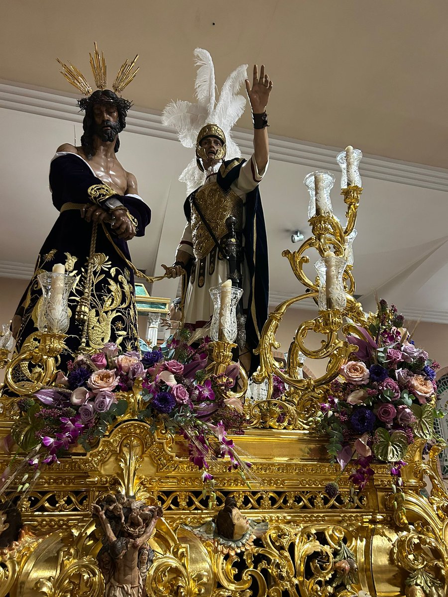 Todo listo en Santa Teresa, nuestro Señor en su Sentencia a la espera de su Procesión Extraordinaria por las calles de nuestra ciudad.

#ExtraordinariaSentencia2024