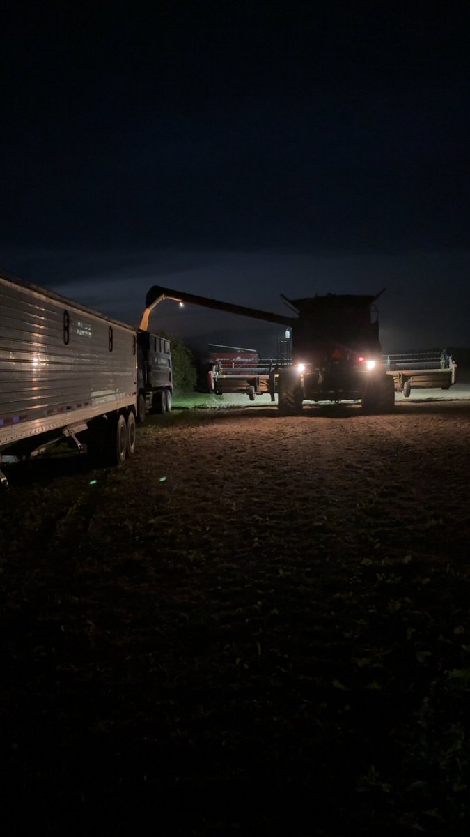 greg elliott tweet media