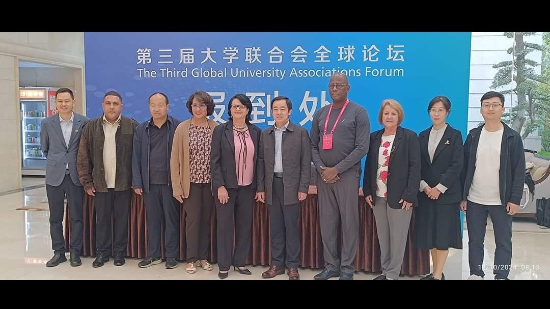 cecilia_ro95595's tweet photo. La @UniversidadMoa representada por su rector @yurisley_valdes participa en el Foro Internacional de #EducaciónSuperior 2024, #China
@WalterBG_MES @CubaMES @AsambleaMoa @AdisFiol @Ana_Hurtado86 https://t.co/rfHuR26EHX