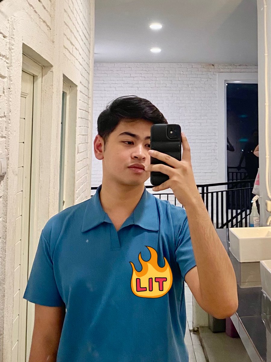 Arlo ✈️ tweet media