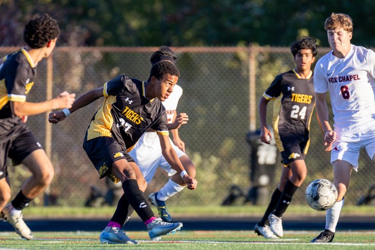 grandexpression's tweet photo. Images from thursday's action between @NASoccer1968 JV and @FxCAthletics which finished in a 2-2 draw.

@NATigerAthletic
@FCASD https://t.co/3r4fBWHt5W