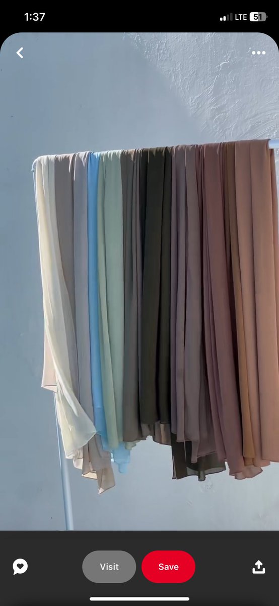 MysteryTima's tweet image. My 4 slides this Saturday🥰#modesty#hijab. But have you seen my client’s order?🌚