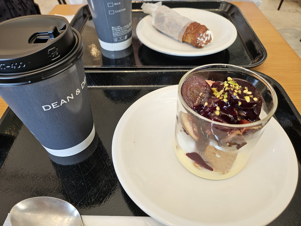 miyusaya0804's tweet image. 今日は惚れ散らかし組🤭ペンさんと丸の内lunch🍴
ちゃんとお話ししたのは今日が初めてなのに、推し活以外の話しまで長時間😅あっという間
美味しいお食事と楽しい時間をありがとう💕
また行きましょうね～🤗

#CIRCULO
#DEAN&amp;amp;DELUCA