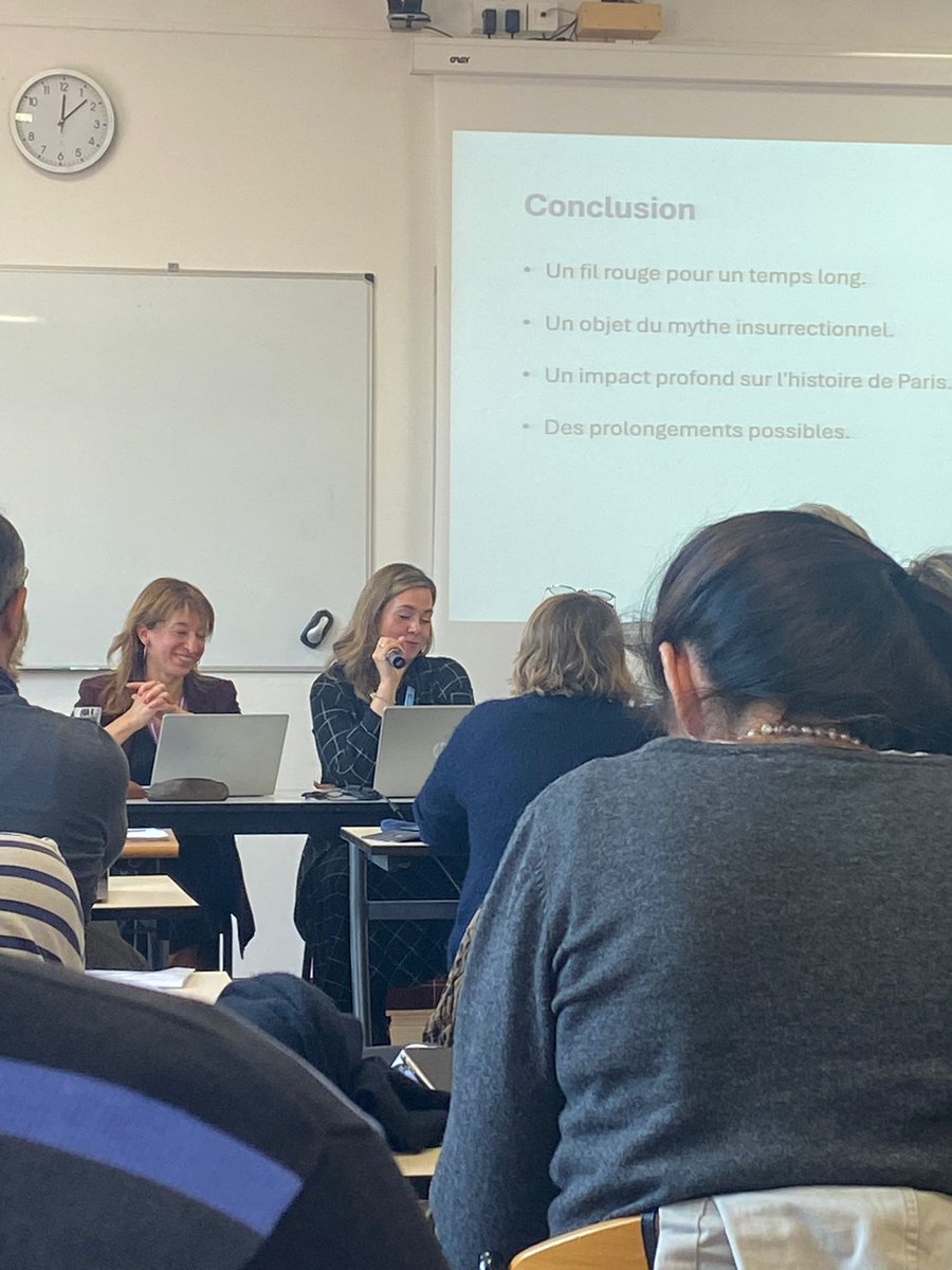 Du monde sur les barricades des  <a href="/rdvhistoire/">Rendez-vous-histoire</a>  Blois pour une séquence #LP #LHG