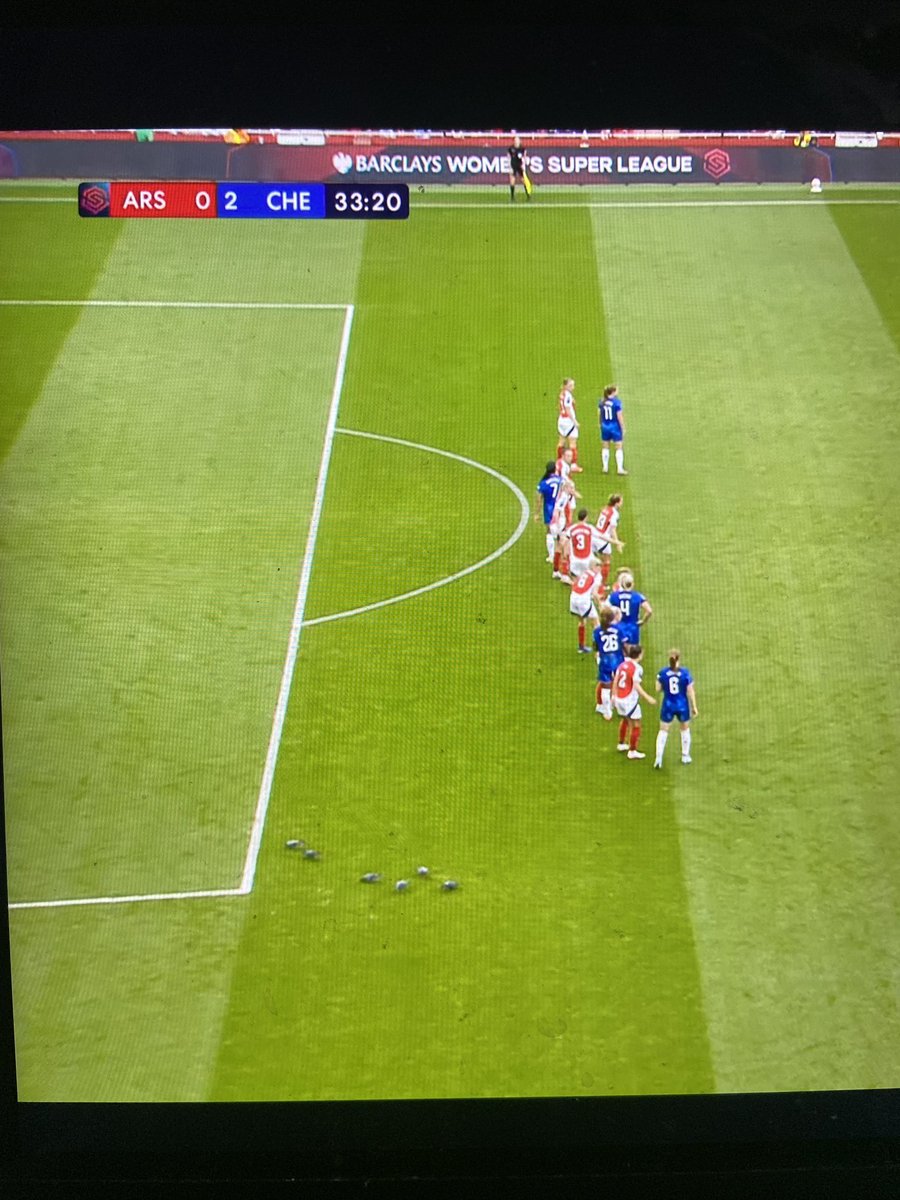 pigeons lining up offside, interesting set piece strategy