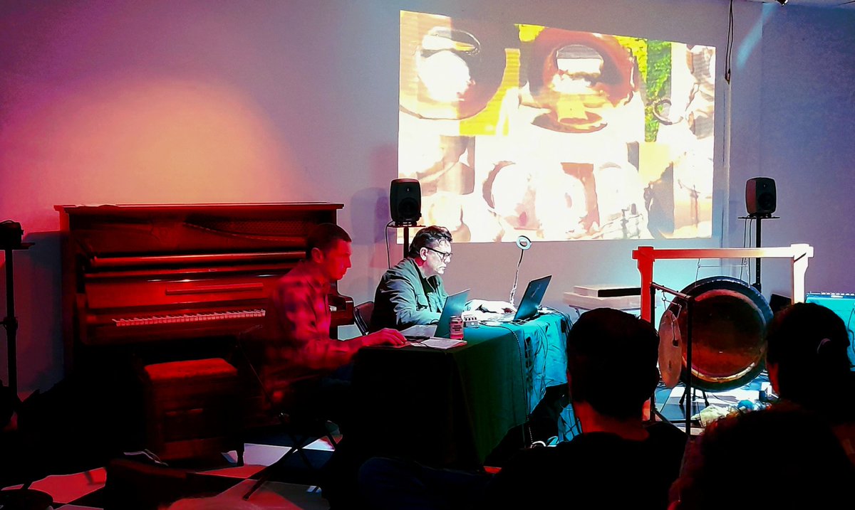 Both are men, yet #Neithermen (at Unit 44) 🟥🟩

Some tapes left:
fortevilfruit.bandcamp.com/album/clone-of…