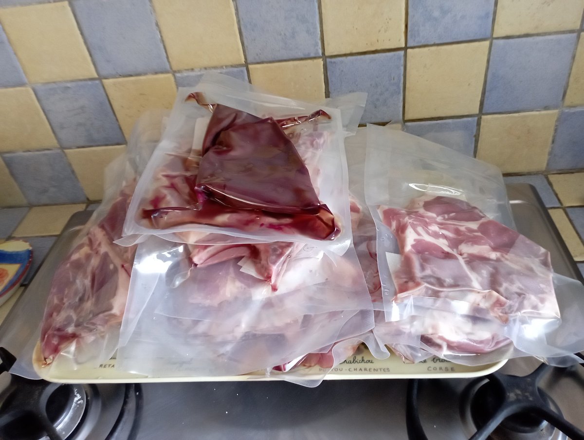 ADel875's tweet image. #Locavore
#CeuxQuiFontLaViande 
#PassionMouton 
Miam miam 😋😋😋 
Cc @charles_pillet