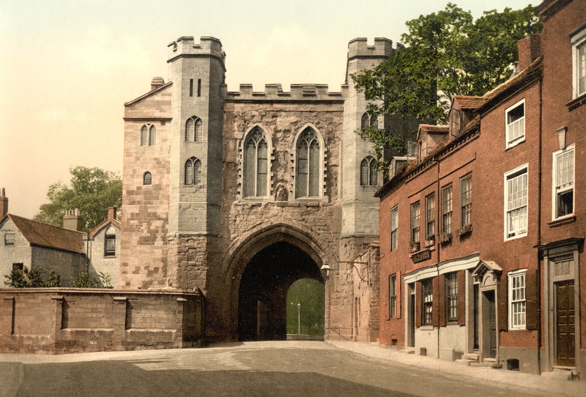 19thCenturyPh's tweet image. Worcester, England (c. 1895) 🏴󠁧󠁢󠁥󠁮󠁧󠁿

#Worcester #britishempire #victorianera #England #Britain #UK