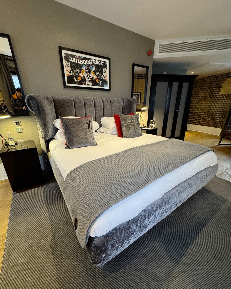 Oxford CastleQuarter (@oxcastlequarter) on Twitter photo If you're looking for an autumn getaway, look no further! ๐
Head over to <a href="/MalmaisonHotels/">Malmaison Hotels</a> Oxford this month and enjoy a unique stay like no other.
Find out more here ๐ bit.ly/4dziRuG If you're looking for an autumn getaway, look no further! ๐
Head over to <a href="/MalmaisonHotels/">Malmaison Hotels</a> Oxford this month and enjoy a unique stay like no other.
Find out more here ๐ bit.ly/4dziRuG