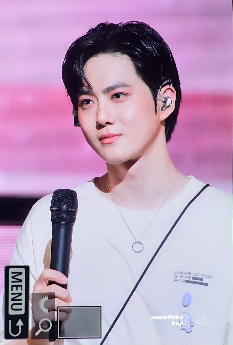 241012

오늘 친구들이랑 보는 내내 계속 했던 말 : 오늘 왜 이렇게 잘생겼지 ········

#수호 #SUHO #준면 #김준면 #スホ #金俊勉 
<a href="/weareoneEXO/">EXO</a>