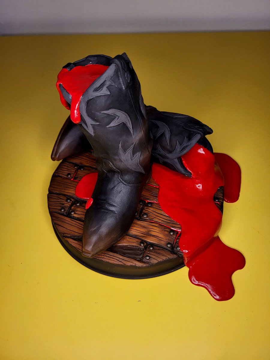 WELL WORN
sculpture by me