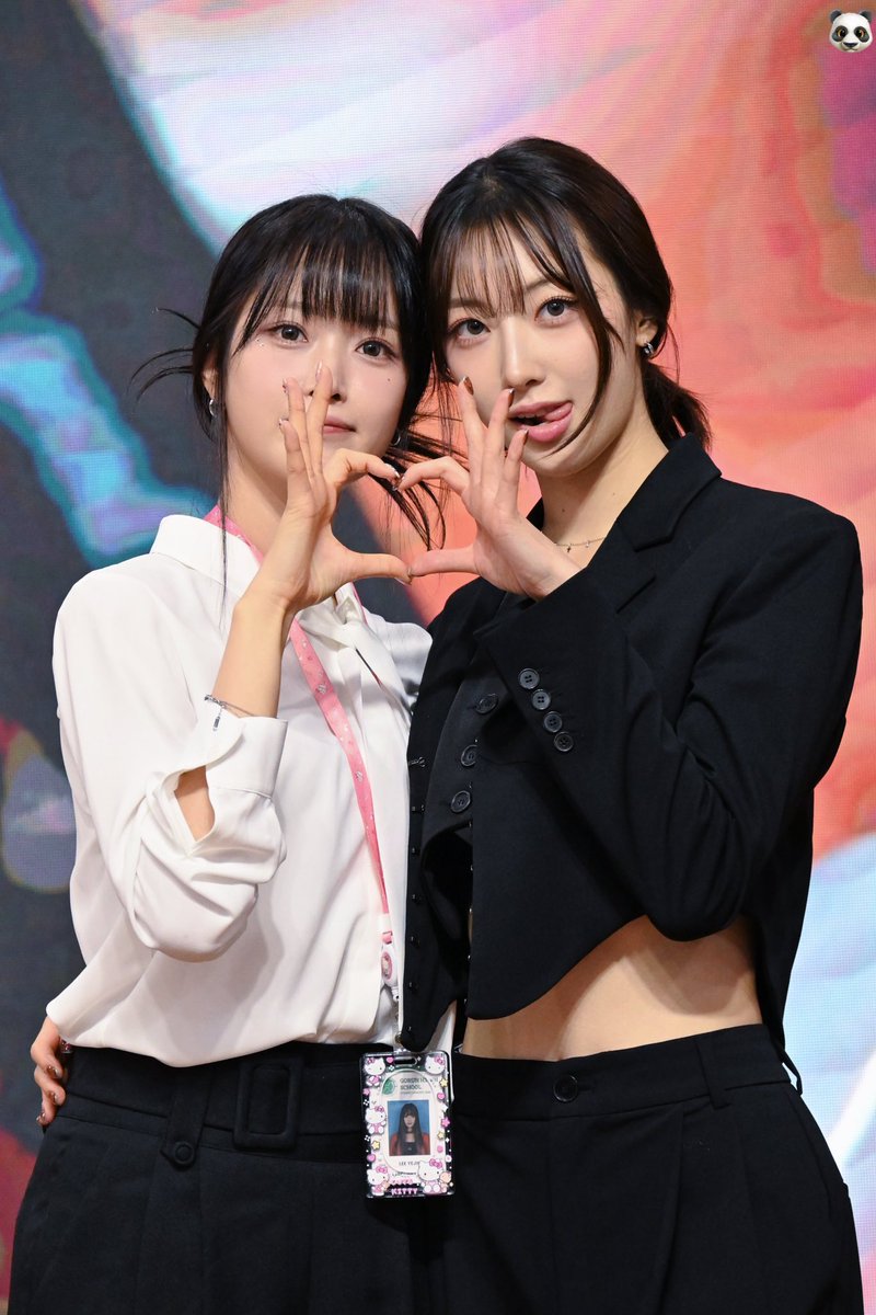 ___runnow's tweet photo. 언니츠

#하이키
#SEOI #서이 #RIINA #리이나 https://t.co/feCUdo7YwI