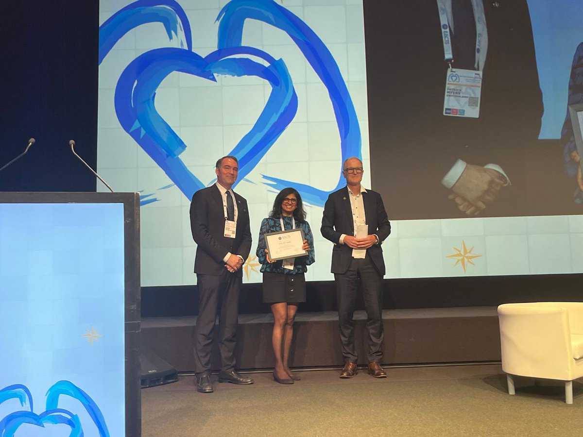 Massive congratulations to <a href="/bhudia_nisha/">Nisha Bhudia</a> for winning an award for her presentation <a href="/EACTS/">EACTS</a> #EACTS2024 #proudsister
