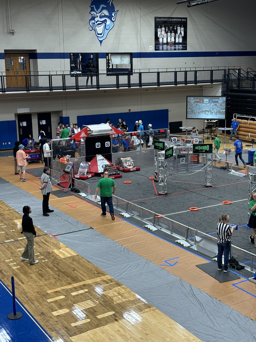 RoboticsDreher's tweet image. We are back for the 13th South Carolina Robotics Invitational and Workshops (SCRIW).  We have teams from SC, GA, and NC.  Come on out to Dreher anytime today to watch the action, or watch from home on our livestream:

m.youtube.com/watch?v=y-YcUL…