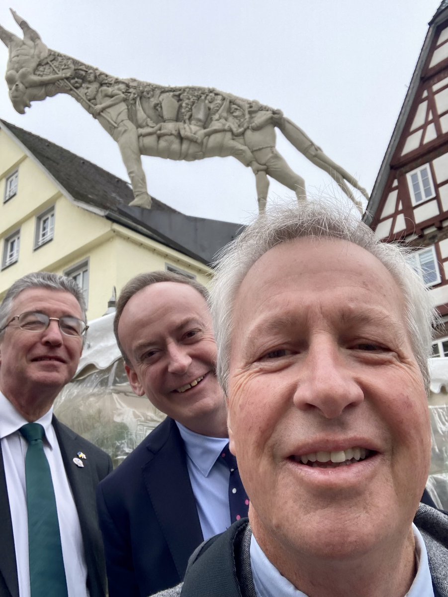 betley's tweet photo. #GuernseyDonkies in #Biberach! Proud to be celebrating the launch of #GuernseyWochen in Biberach with the Bailiff and Chief Minister. Prost!
@GermanEmbassy https://t.co/jWEtPCwXMB