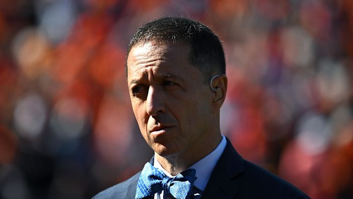 hesgonzo's tweet photo. The sports world will never forget the low point in @Ken_Rosenthal 's career when he wrote a hit piece on the SD Padres players in the middle of a playoff series, distracting and sucking the fun out of baseball. @TheAthletic @MLBONFOX
@973TheFanSD @thestevenwoods @BenHigginsSD https://t.co/27H6qybv2J