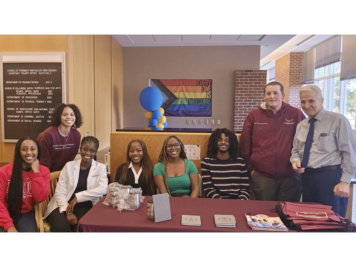 UMESNews's tweet photo. #UMES Physician Assistant students took part in several #PAWeek activities! This included a Campus Walk to recognize the contributions of PAs to healthcare. They also provided information to anyone interested in the #UMES PA Program. ⚕️ https://t.co/5aKVPGBjJC