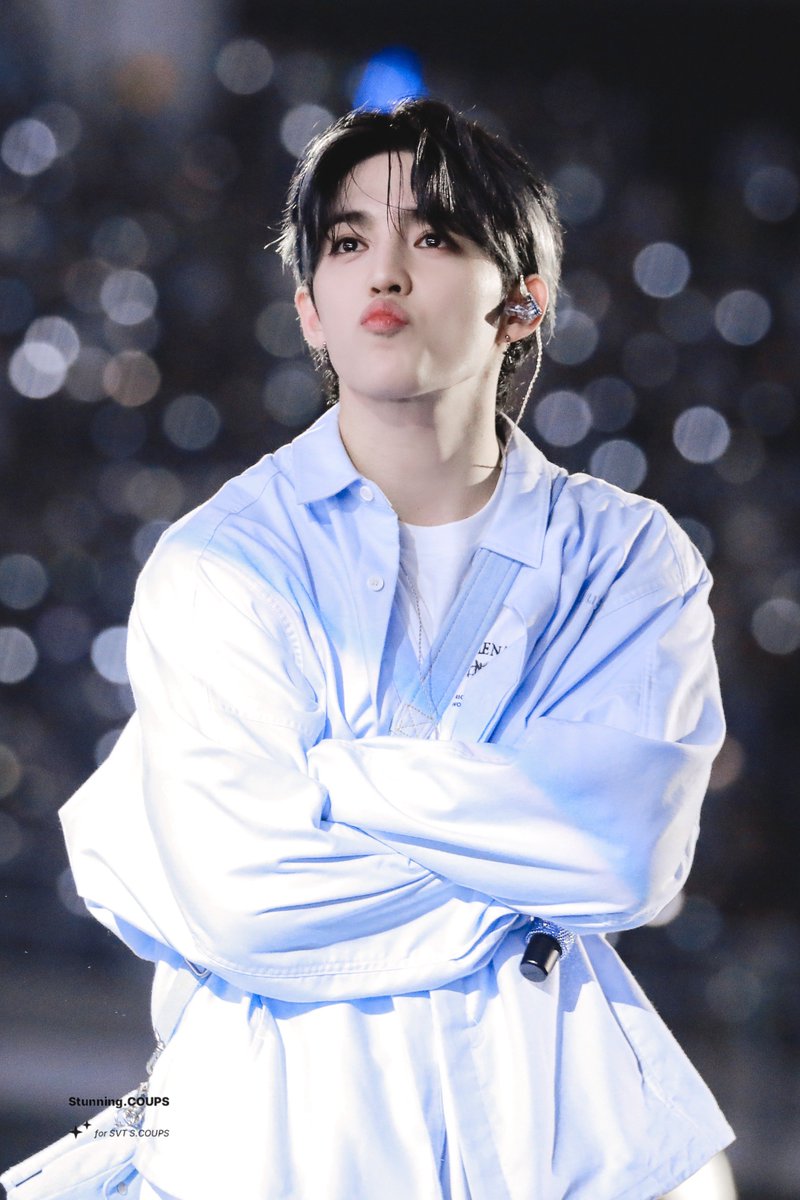 Stunning_COUPS tweet picture