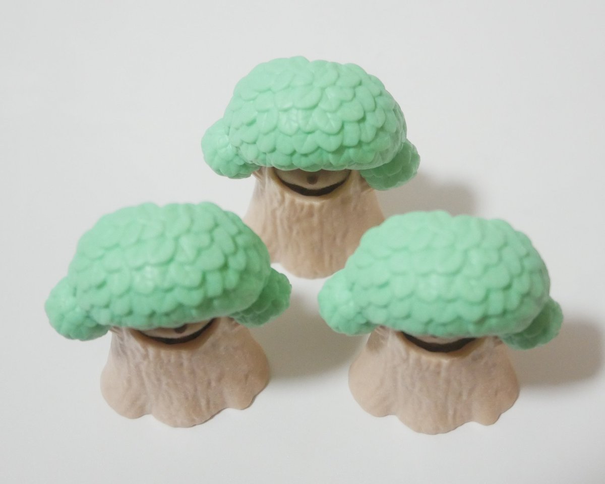 帰りに別のところでちょっと買い足したので🌳3本になりましたので

🌳🌳🌳森🌳🌳🌳