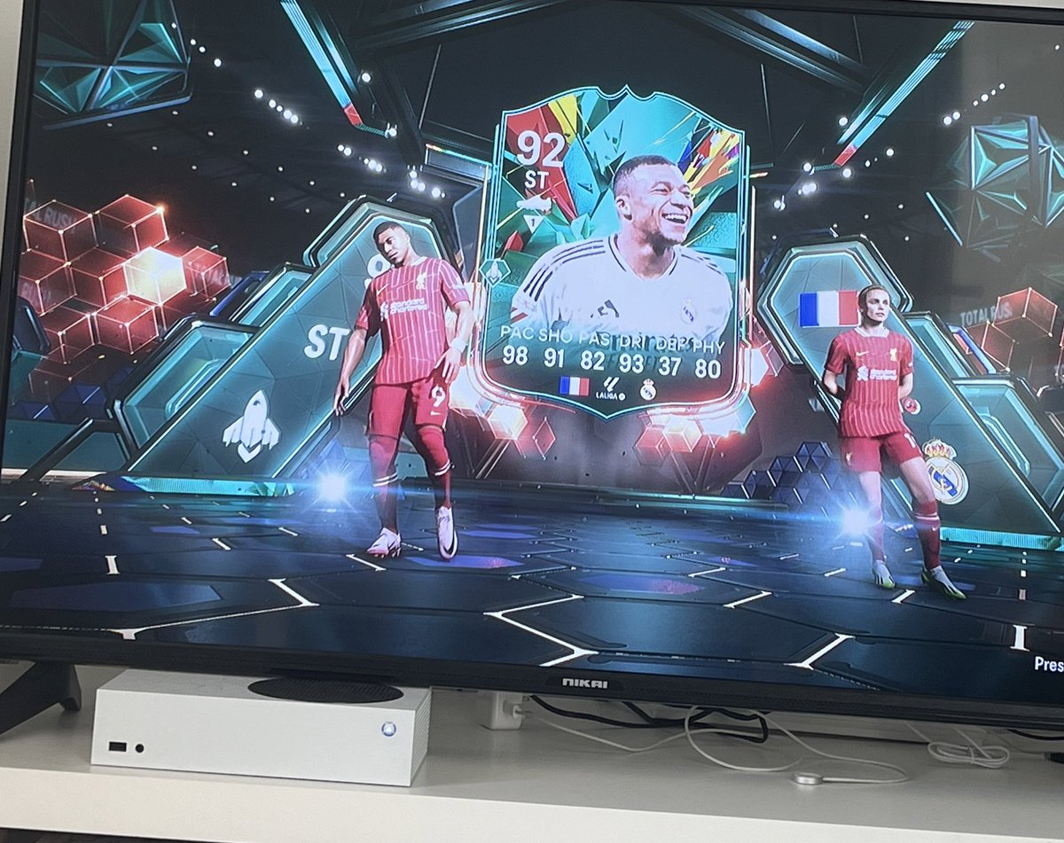 deco94's tweet photo. @MattHDGamer Untradeable 😫🤦‍♂️ https://t.co/BZ0cEijqjB
