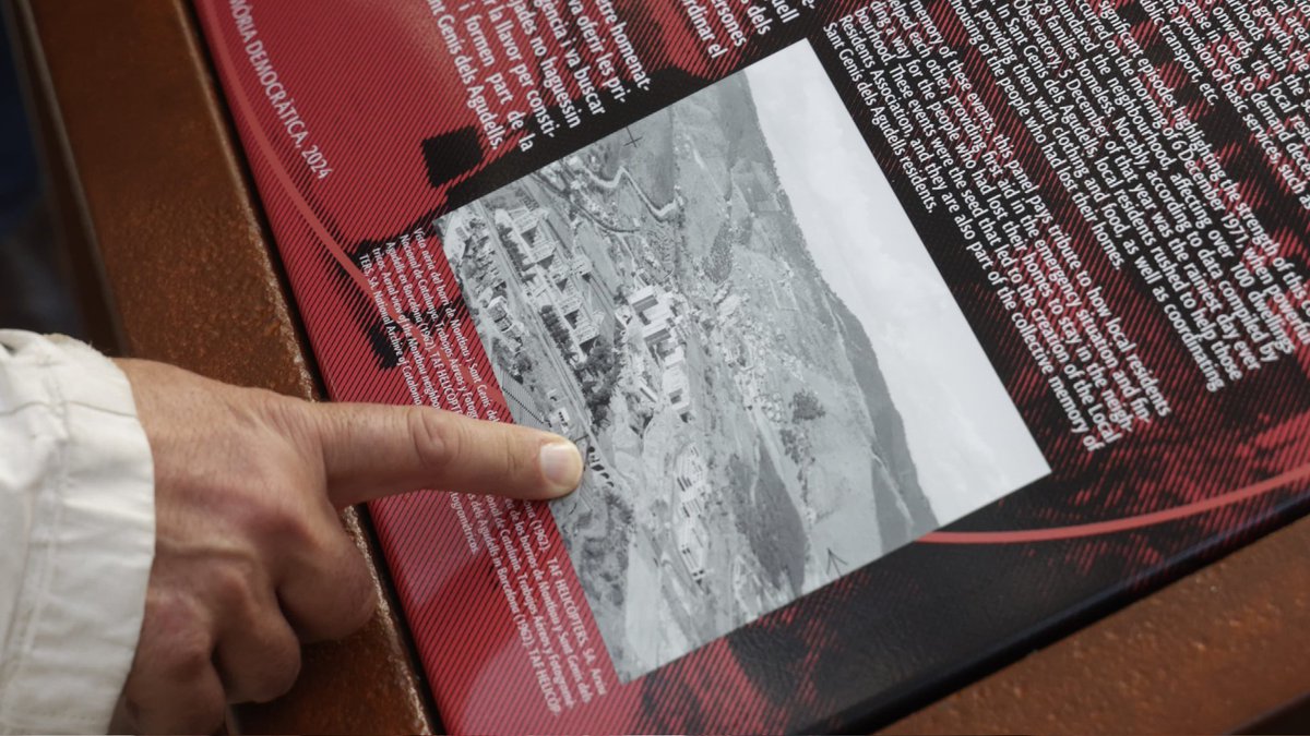 Ahir es va inaugurar el faristol en memòria de les inundacions de 1971 al barri de Sant Genís dels Agudells. 

El plujós 5 de desembre d'aquell any moltes famílies van haver de ser reallotjades. Que la memòria del barri perduri sempre!