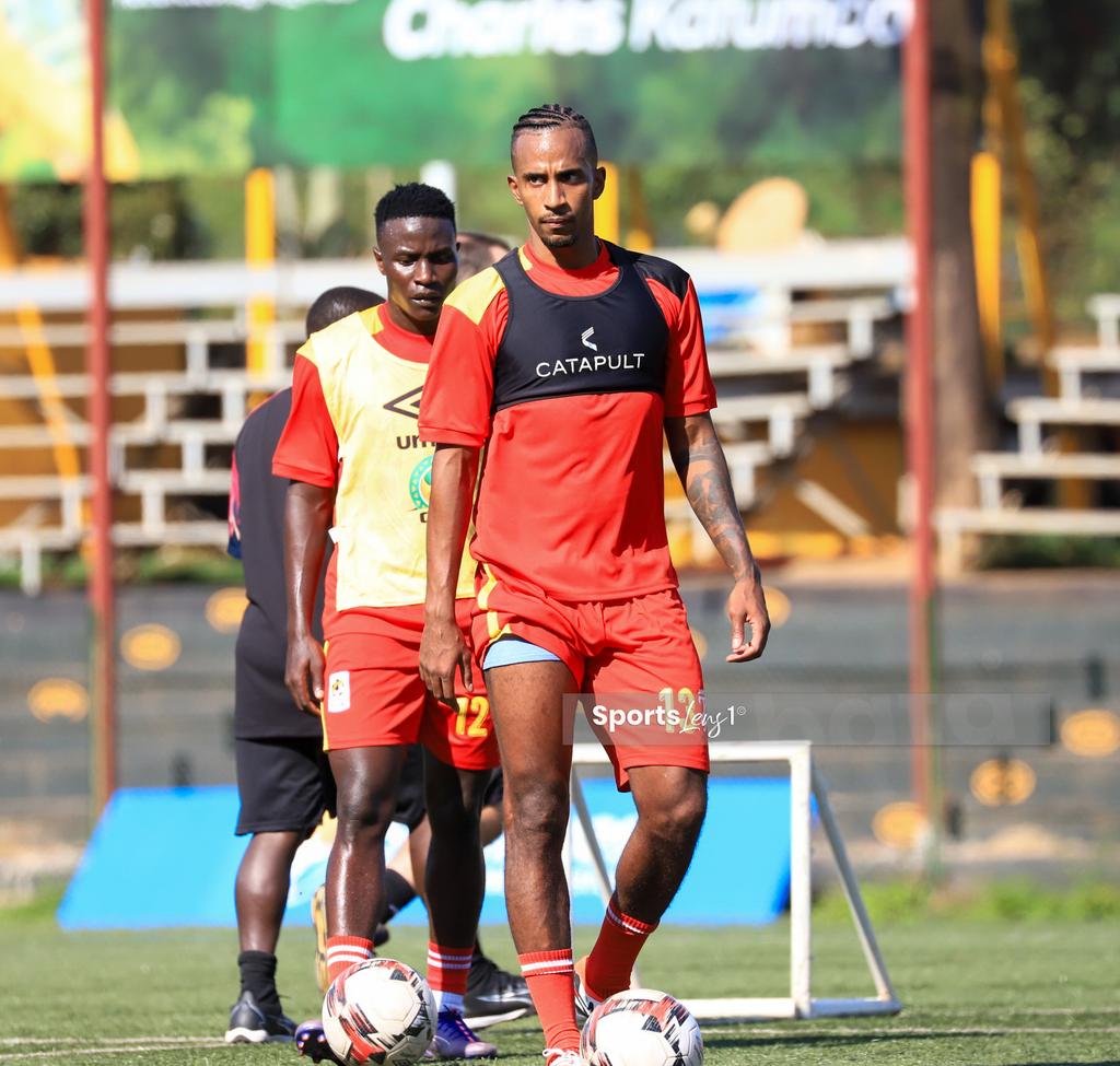 sportslens1's tweet image. Elio Capradossi returned to training today after missing the South Sudan game! 💪⚽️ Focused and ready for the next challenge. 🇺🇬 #Capradossi #UgandaCranes #BackStronger #TeamUganda