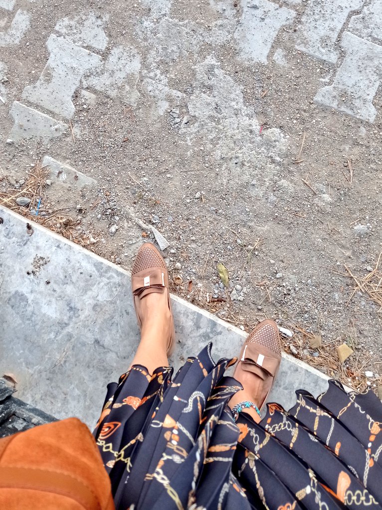 Bitmeyen inşaat kumu ...