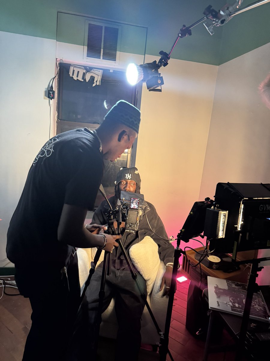 TheFilesWithDUB's tweet image. We going to make something OUT of NOTHING‼️🗂️ #DubStudios #TheFiles #WeWorkin