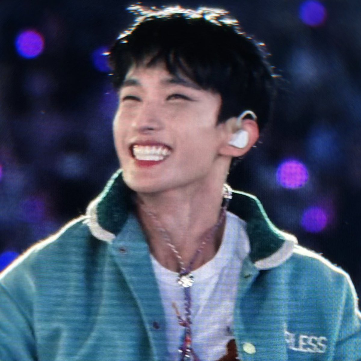 dkpamine's tweet image. HE IS SO SO DOPAMINE PERSONIFIED