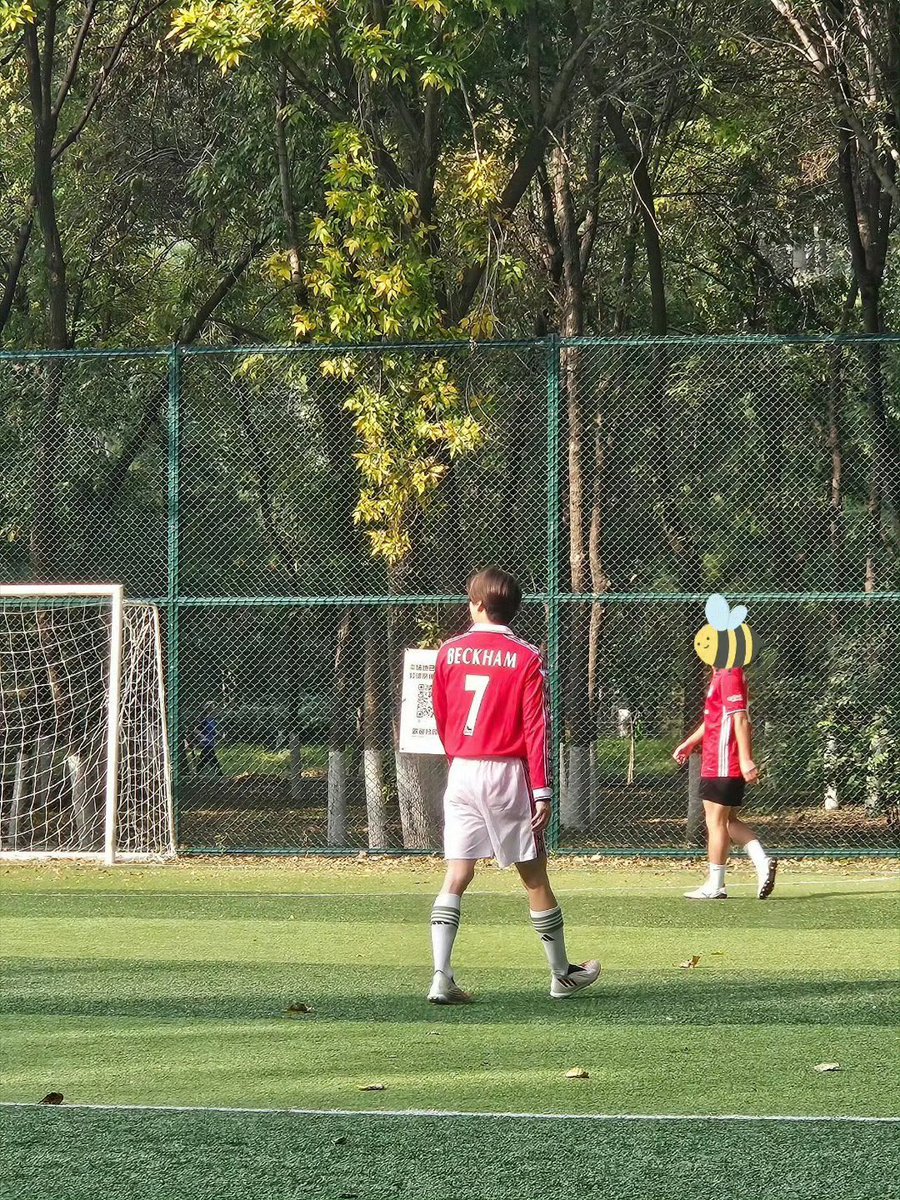 Evanddlin's tweet photo. ⚽️
#LiYifeng #李易峰 #LYFENG #lyf #이역봉 #りいふう #หลี่อี้เฟิง #リー・イーフォン #LýDịchPhong https://t.co/pGMAOINt6q
