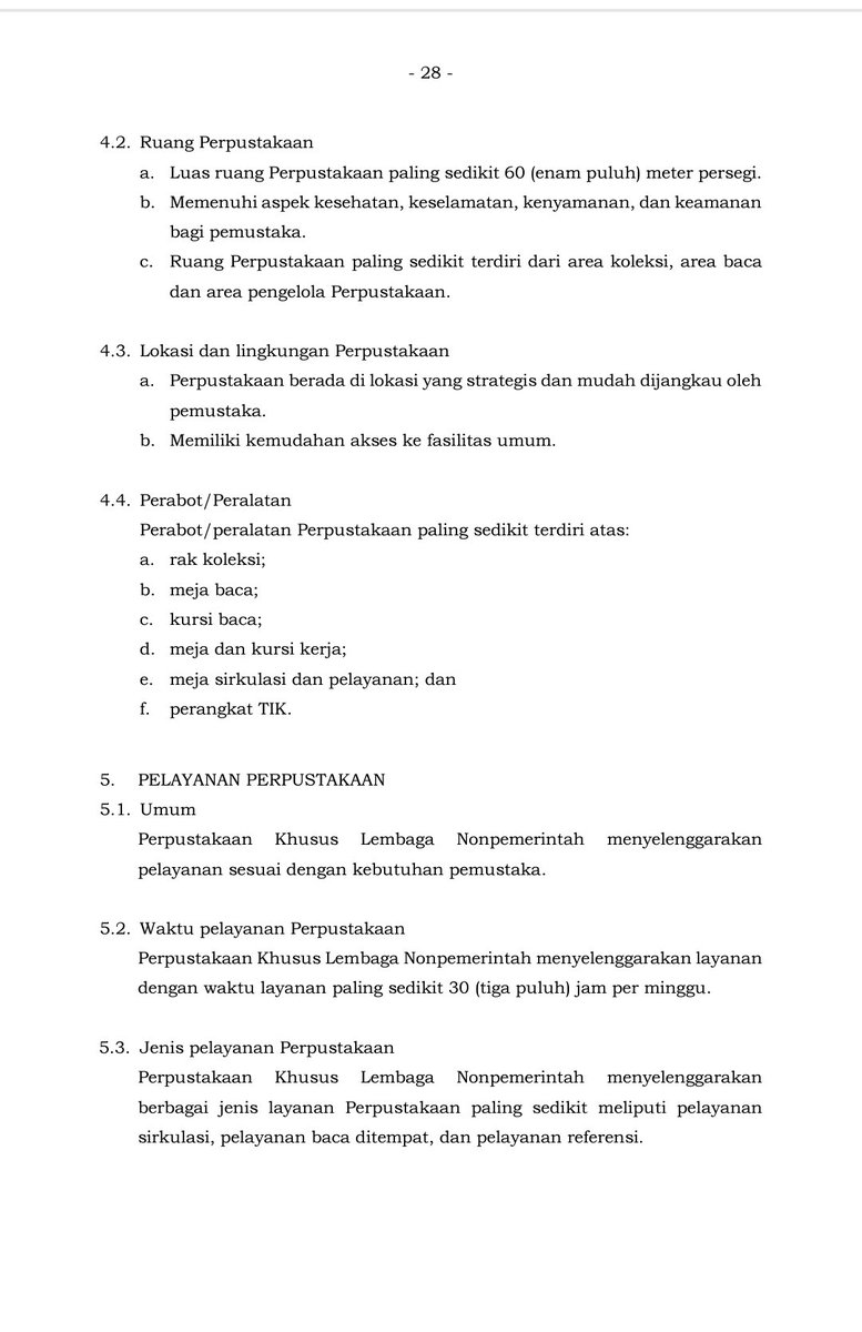 ChrisWibisana's tweet photo. Menurut Peraturan Perpusnas No. 7/2022, perpustakaan itu HARUS:

*) Mempunyai koleksi MINIMUM 1.000 judul
*) Menambah koleksi MINIMUM 2 persen setiap tahun
*) Memiliki luas MINIMUM 60 m²
*) Dikelola secara KOMPETEN

Jadi, kamar kos dengan setumpuk buku BUKAN perpustakaan. Titik! https://t.co/m3JBgLxANj