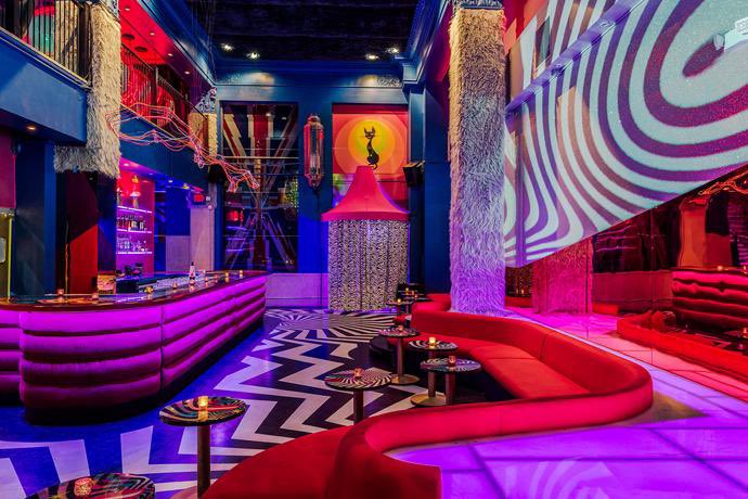 superboredvc's tweet image. Ready for the Epic Psychedelic Pussycat Swingers Club? Mint one of the strictly limited 999 pills 💊 to access the misterious black door behind the building and get your VIP status at the sickest club in town @ordzaar .

ordzaar.com/marketplace/co…