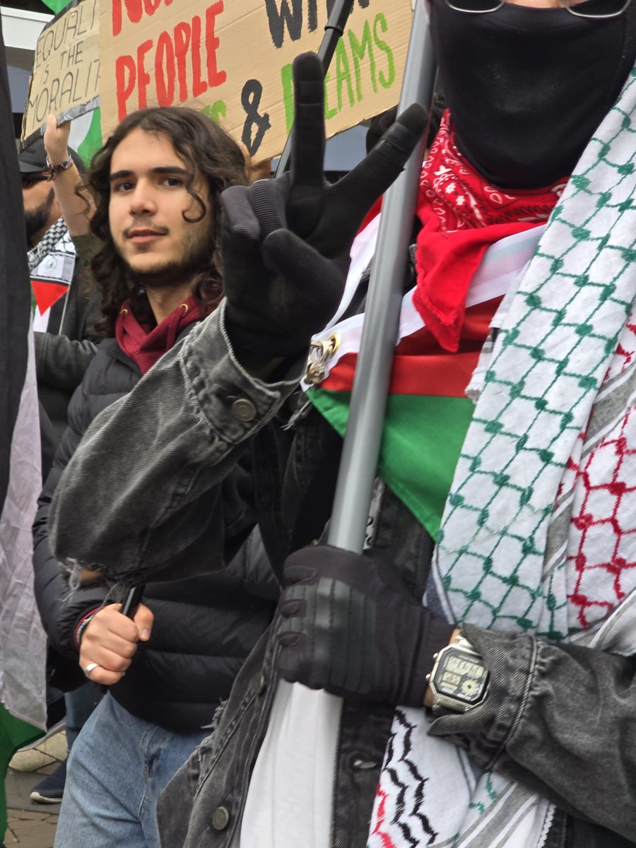 Desde la #InternacionalAntifascista Capítulo Países Bajos, nos sumamos a la jornada mundial en favor de los pueblos de Palestina y Líbano #Paz #Peace