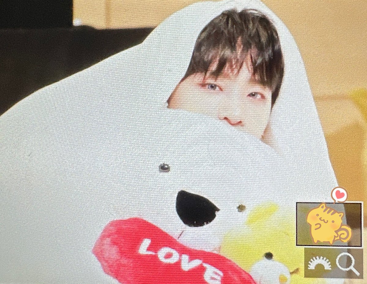 241012 서울현대교육재단

너무너무 귀여움🥺
<a href="/McndOfficial_/">MCND_official</a> #MCND #Castle_J #캐슬제이 #손성준 #성준 #킹_슬제이 #엠씨엔디