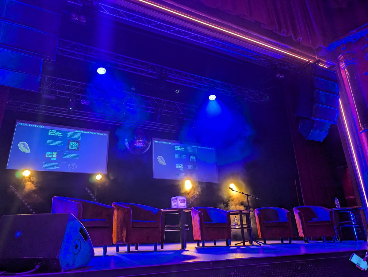 At The Clapham Grand for <a href="/papercutsshow/">Paper Cuts Podcast</a>'s first ever live show. Looking forward to seeing <a href="/JonnElledge/">jonn elledge is mainly on bluesky</a> <a href="/msmirandasawyer/">Miranda Sawyer</a> <a href="/cocobyname/">Coco Khan</a> <a href="/marcusbrig/">Marcoooos!</a> and <a href="/GrainneMaguire/">Gráinne Maguire</a> in person 😁