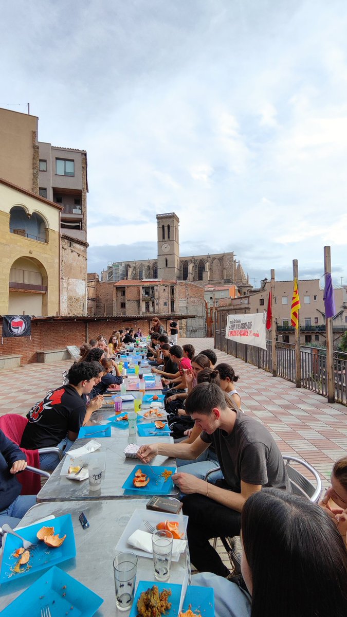 El Sidral tweet media