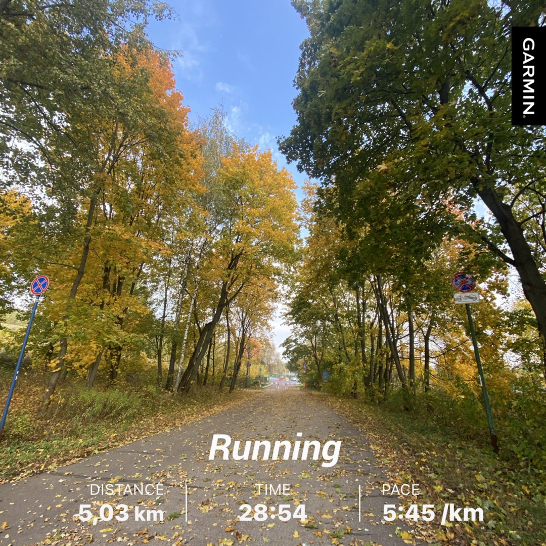 WalidAlshishiny's tweet photo. Fresh morning 🍃🌿❤️🏃‍♂️
#Runing #Garmin #Nature #Autumn https://t.co/QvYR6EoXFO