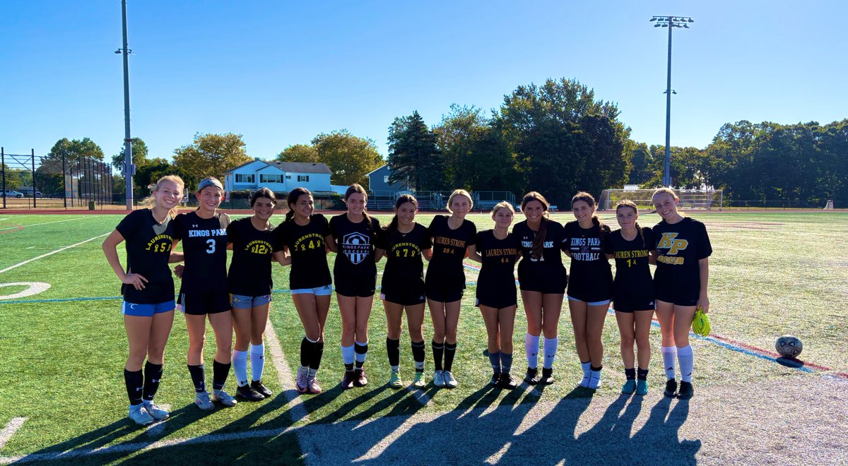 Winners of our Black vs. Maroon (neon green) scrimmage! Ava Crocitto with the hat trick🧢⚽️👏🏻